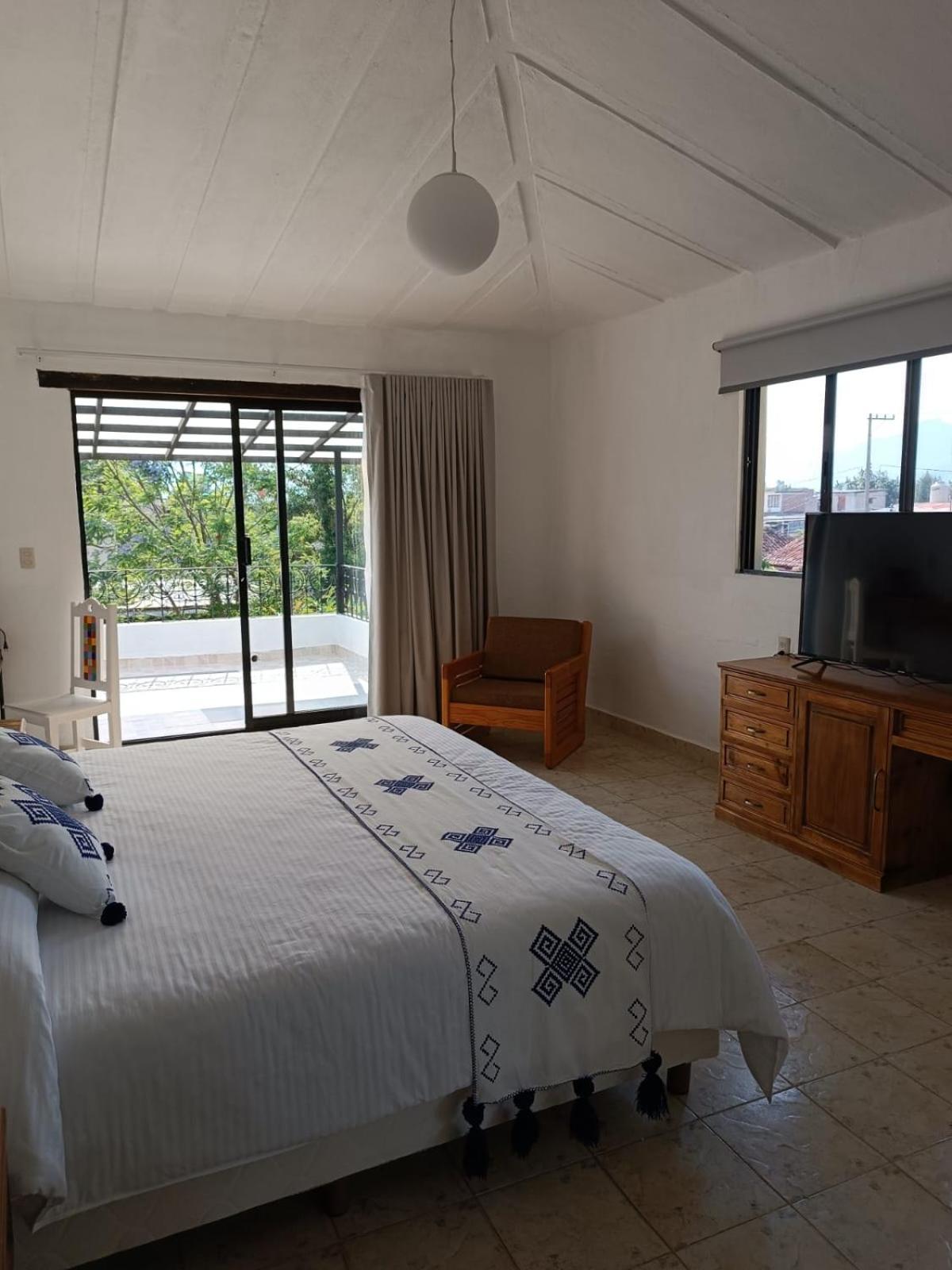 Hotel Ocho Barrios San Cristóbal de Las Casas Esterno foto