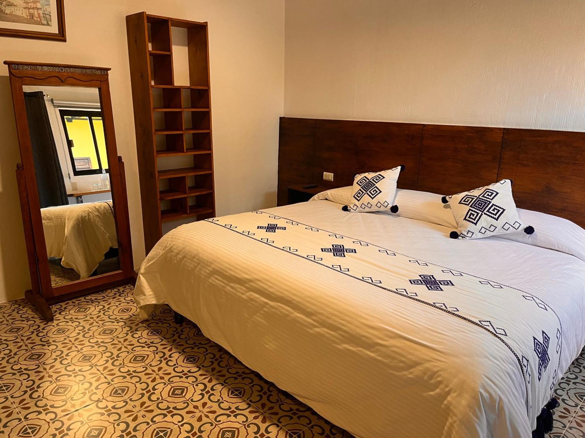 Hotel Ocho Barrios San Cristóbal de Las Casas Esterno foto